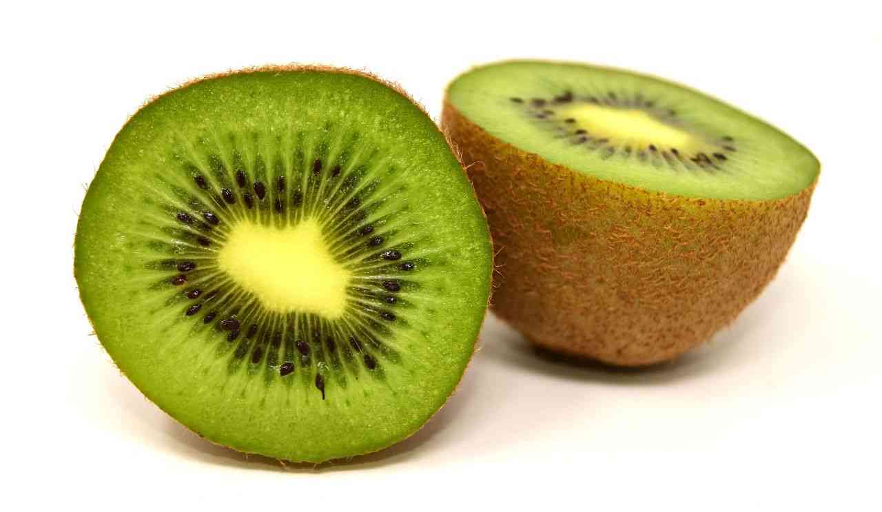 mangiare kiwi