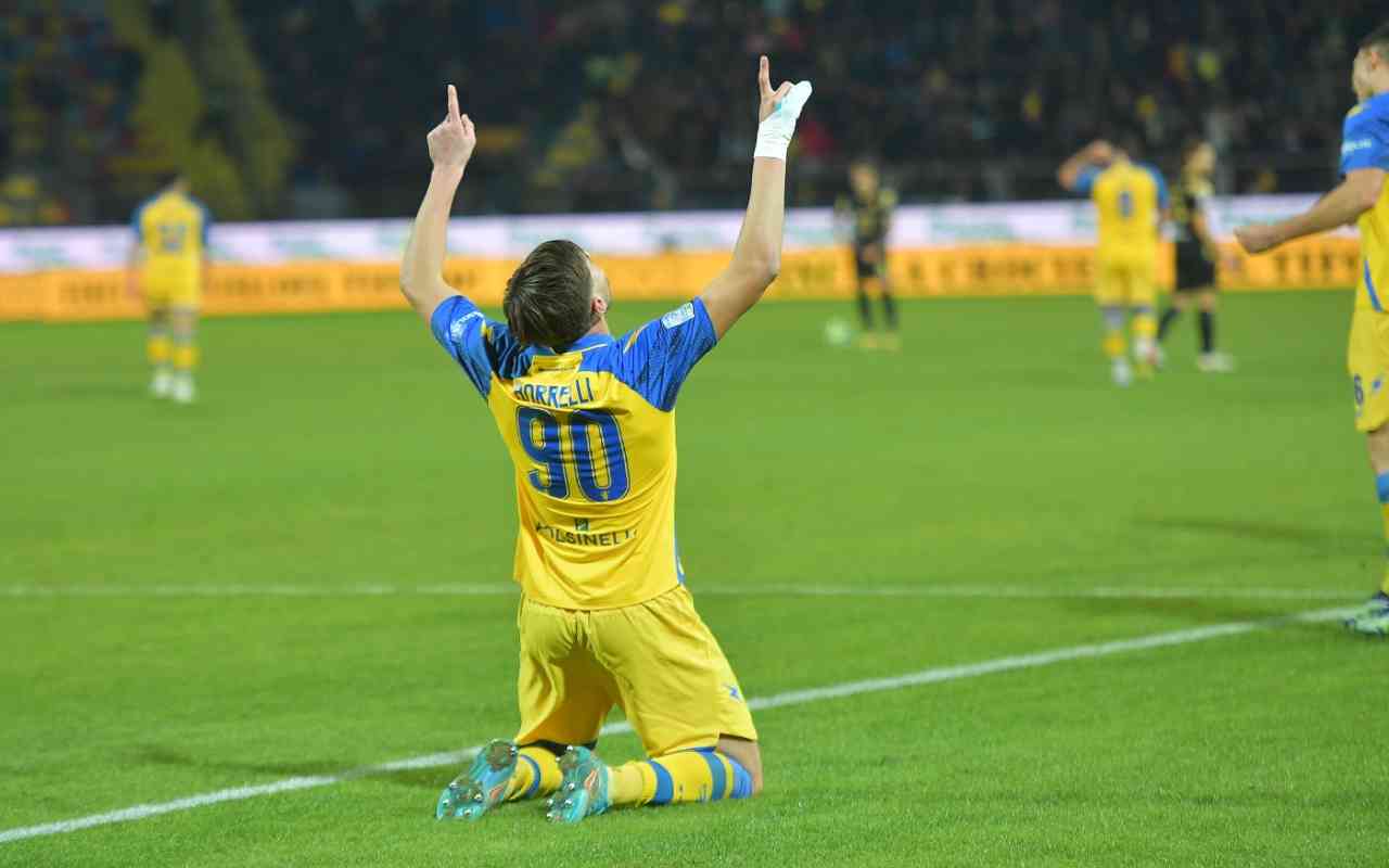 Gennaro Borrelli Frosinone: età, stipendio, fantacalcio, FC 24, altezza